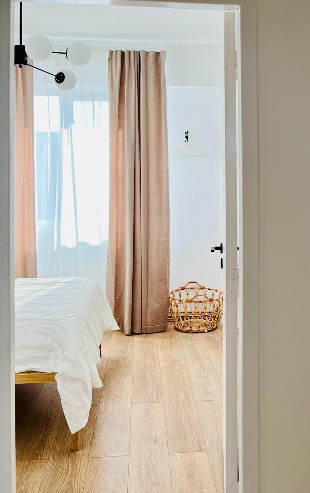 Urban Parkside Retreat Cozy 2-bed Ap By Metro Apartament Bucureşti